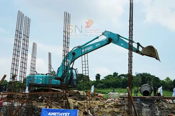 Rental Alat Berat Proyek Perumahan Citraland GKB