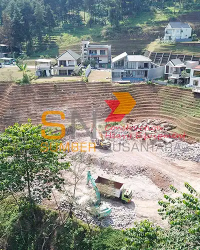 Proyek Alat Berat Taman Dayu